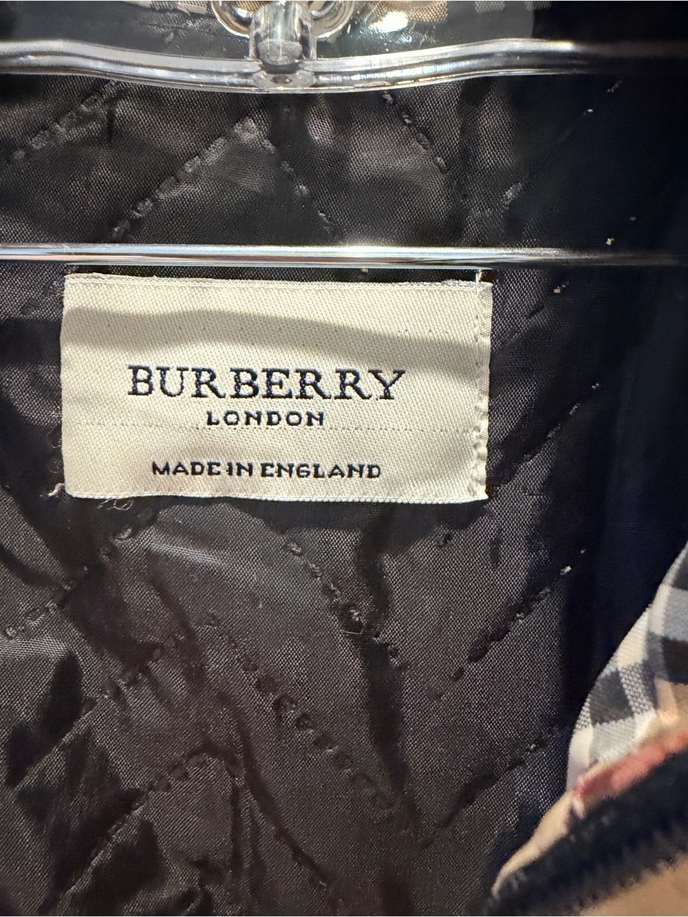 Burberry Beige Nova Check Jacket with Black Trim and Red Logo - Picture 6 of 7